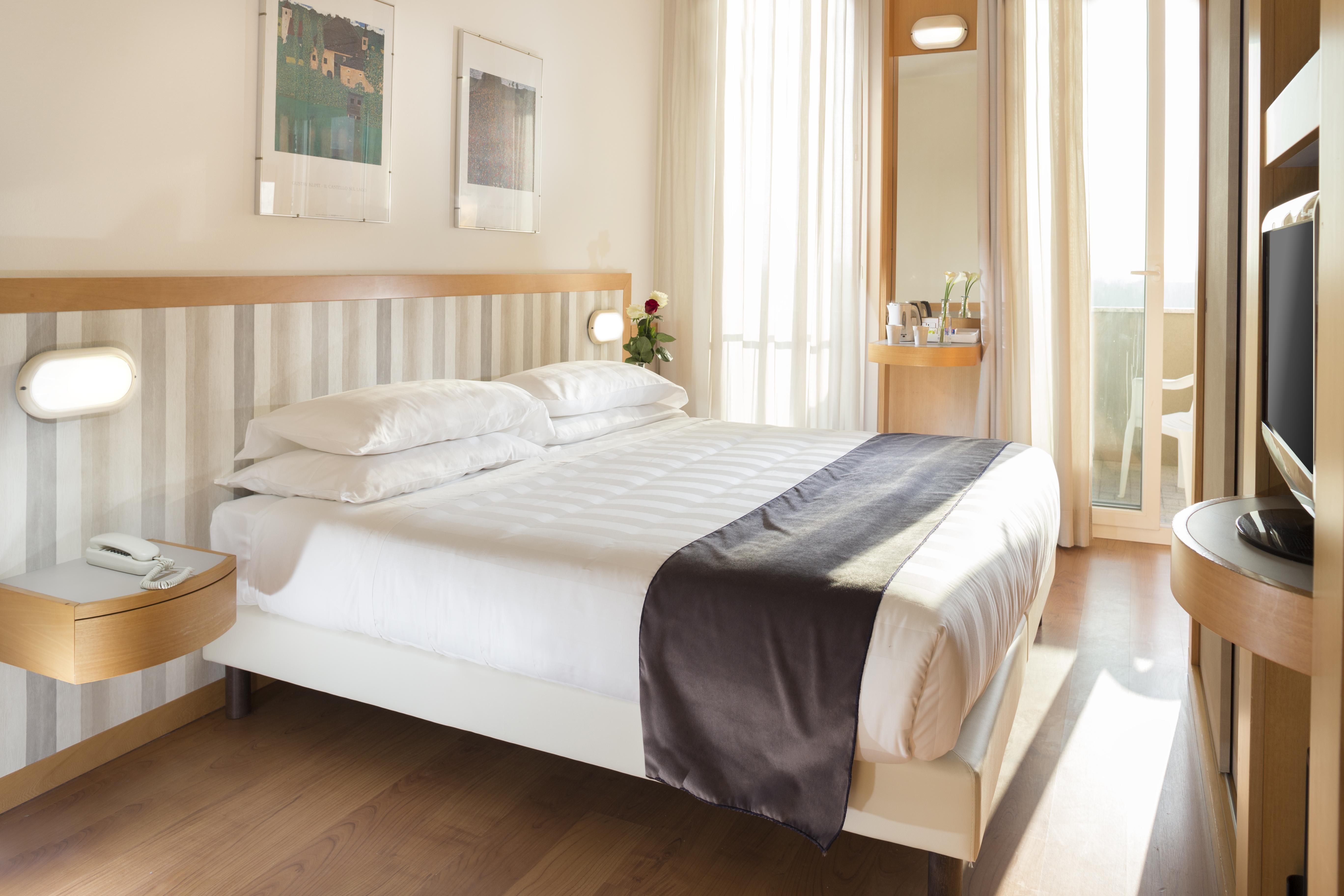 Hotel Ascot & Spa Rimini Esterno foto