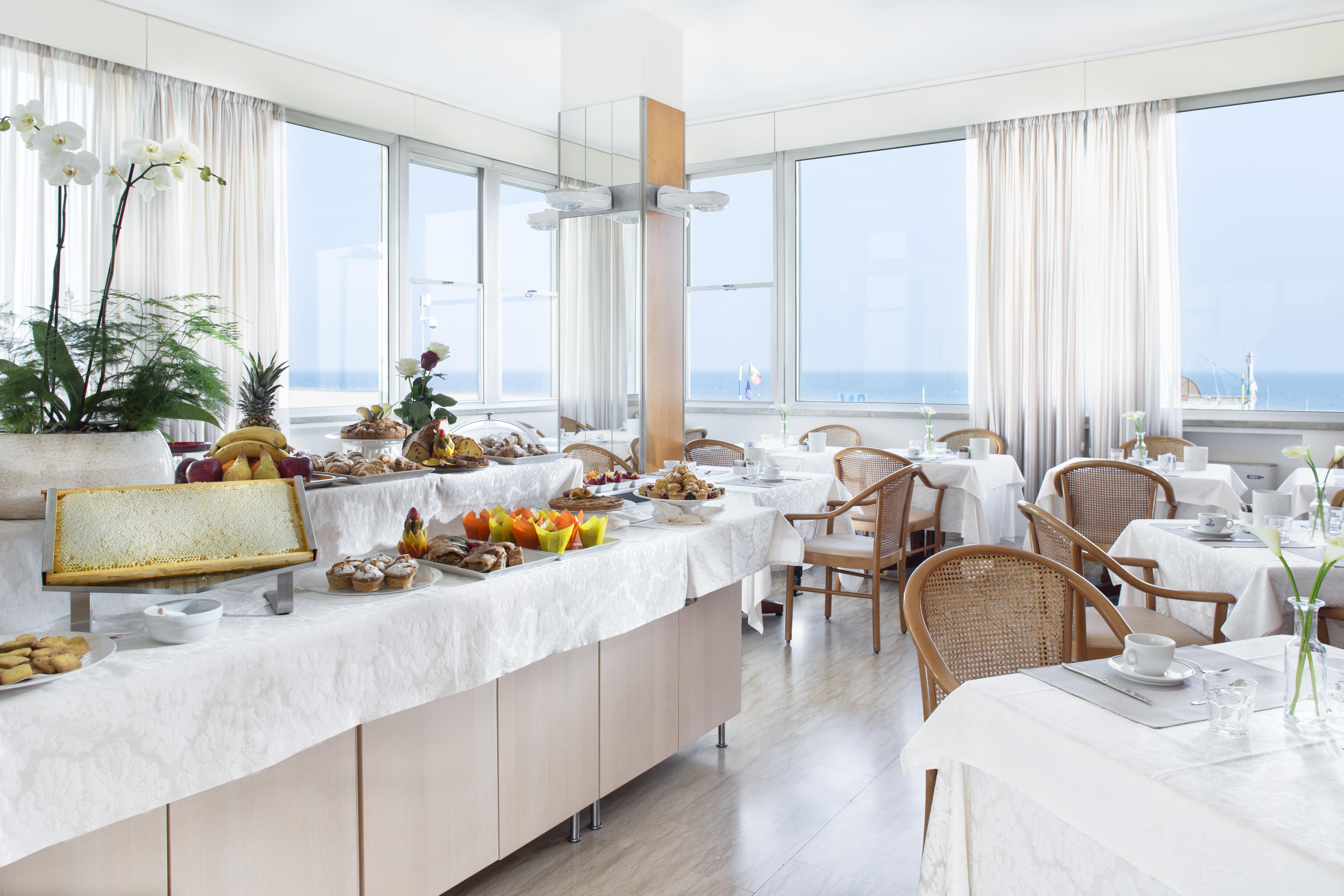 Hotel Ascot & Spa Rimini Esterno foto