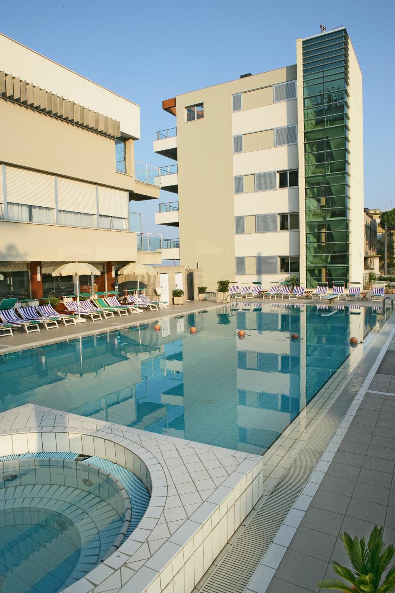 Hotel Ascot & Spa Rimini Esterno foto