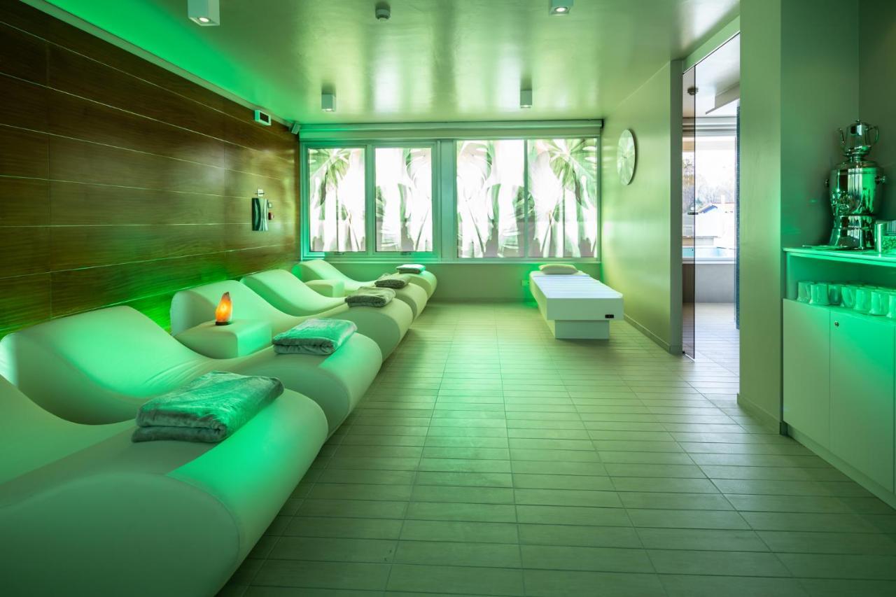Hotel Ascot & Spa Rimini Esterno foto