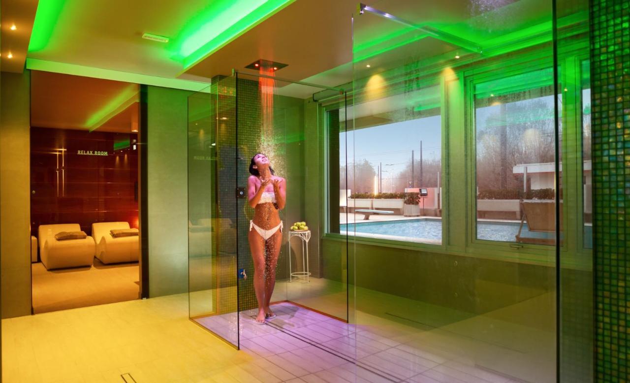 Hotel Ascot & Spa Rimini Esterno foto